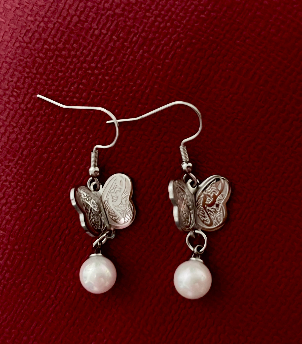 HOPE & PATIENCE | Butterfly Pearl Earrings